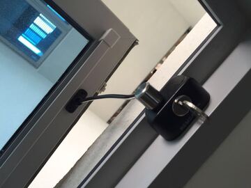 Ezi Lock with key window restrictor by Endo