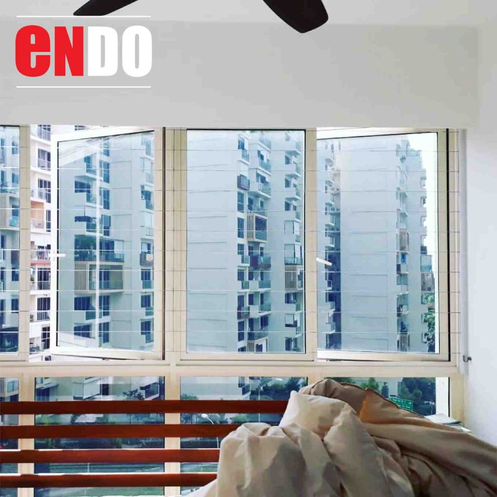 invisible-grille-bedroom-casement-windows-city-view